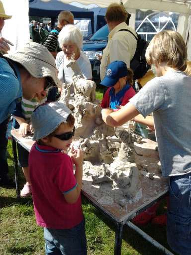 The Usk Show.w/ The Big Skill