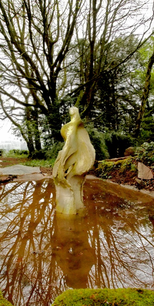 River Harbinger, 125cm H, £950